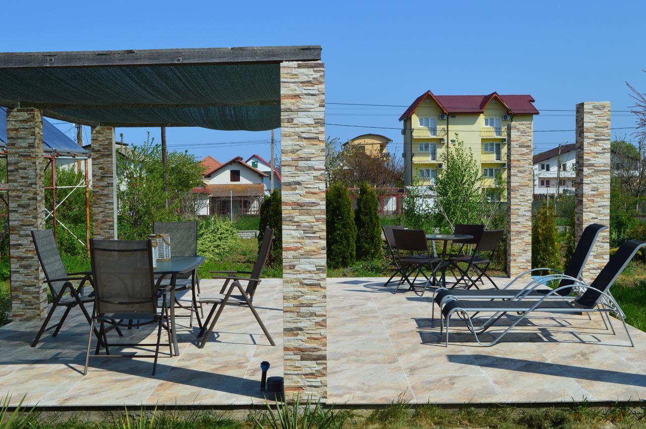 Cabane De Lemn Costinesti Exterior photo